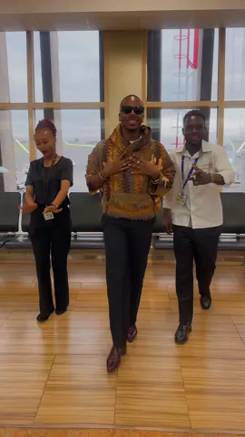A post by @enioluwa on TikTok caption: Met these sweethearts at the Airport and they wanted to make a TikTok.😁❤️ #Kenya 