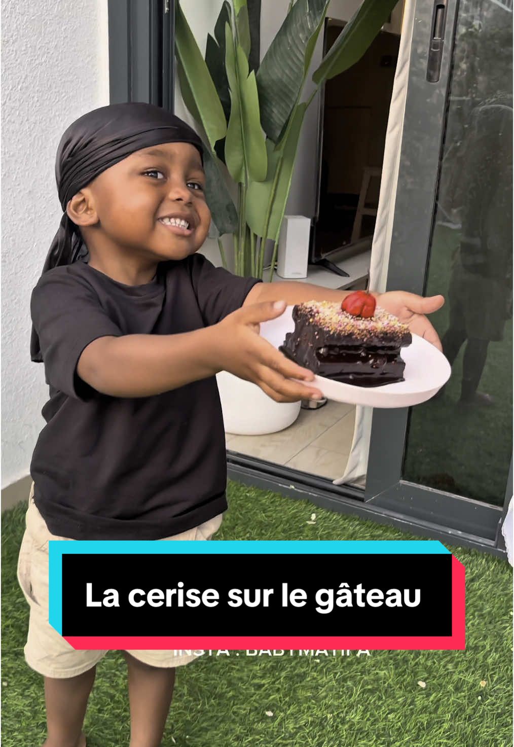 A post by @mati_fa on TikTok caption: La cerise sur le gâteau 🍰 / the cherry on top. @Family Luke  @Rudeboy #matifa #matifamily #funny #babyluke #funnyfamily 