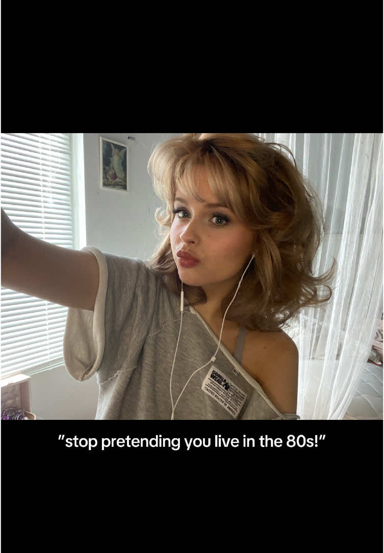 A post by @ainomagdalena on TikTok caption: I just love the retro look💗would you guys use this? #filmcam #beautyplusapp #beautyplus #viral #selfiehack #fyp 
