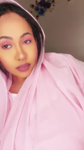 A post by @hayalove4 on TikTok caption: 🤭😍#onthisday #fyp #somalitiktok #somaliatiktok #somaligirls 
