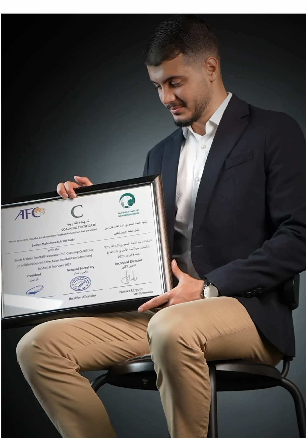 A post by @bashar_arabi on TikTok caption: صار الوقت أنك تطوّر مهاراتك وتبرز موهبتك للعالم!😍 من خلال "FBA Academy” الإلكترونية حتقدر تتعلّم أكثر من 50 مهارة مختلفة ( أنواع التسديد - مهارات التصويب - مهارات اللاعبين العالميين ) وحتقدر تطبقهم بلمح البصر!🤩 لا تنسى تصوّر رحلتك التدريبية ومهاراتك لأنهم حيُعرضوا على حساباتي وحسابات الأكادمية الرسمية ليشوف العالم موهبتك👀🌍 لا تفوّت عرض الإطلاق لأول ثلاث أيام فقط واشترك الآن لتحصل على خصم 50%🔥 #بشار_عربي #bashar_arabi @FBA Academy 
