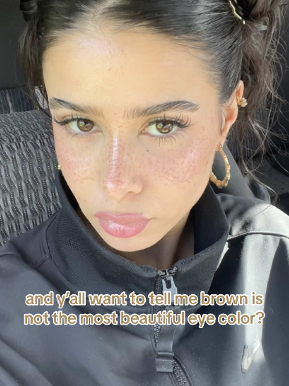 A post by @sanaamanda on TikTok caption: thanks mommy 🤎🌰 #fyp #mixed #browneyes #eyecolor 