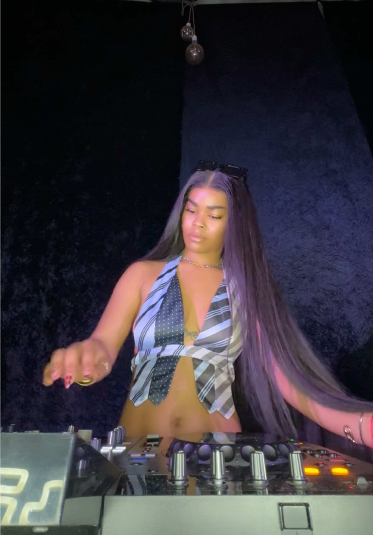 A post by @jessicamashaba20 on TikTok caption: Can’t believe people think I look mean?🧍‍♂️#3step 