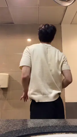 A post by @egukin0 on TikTok caption: Draft#Faminz #live