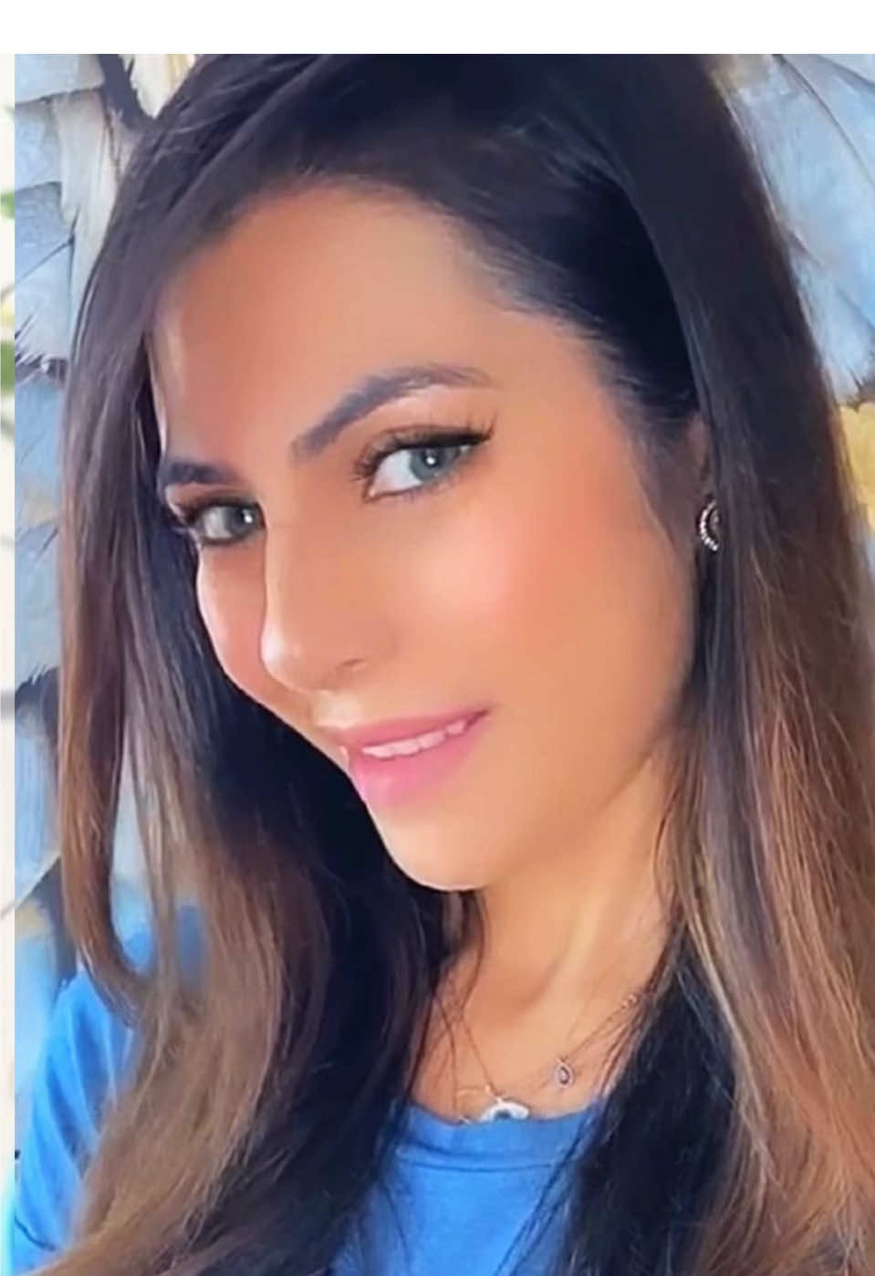 A post by @rubyyyk on TikTok caption: ✨✨👀👀  #ruby_k#fyp#foryouu 