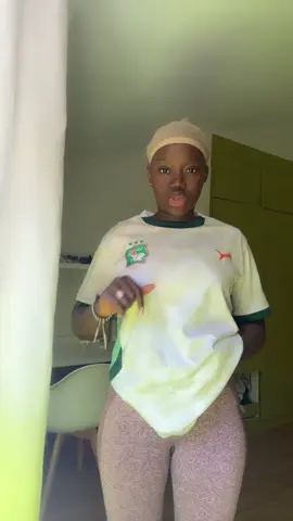 A post by @skinnyladiamandnoir on TikTok caption: Tout est vrai 😉