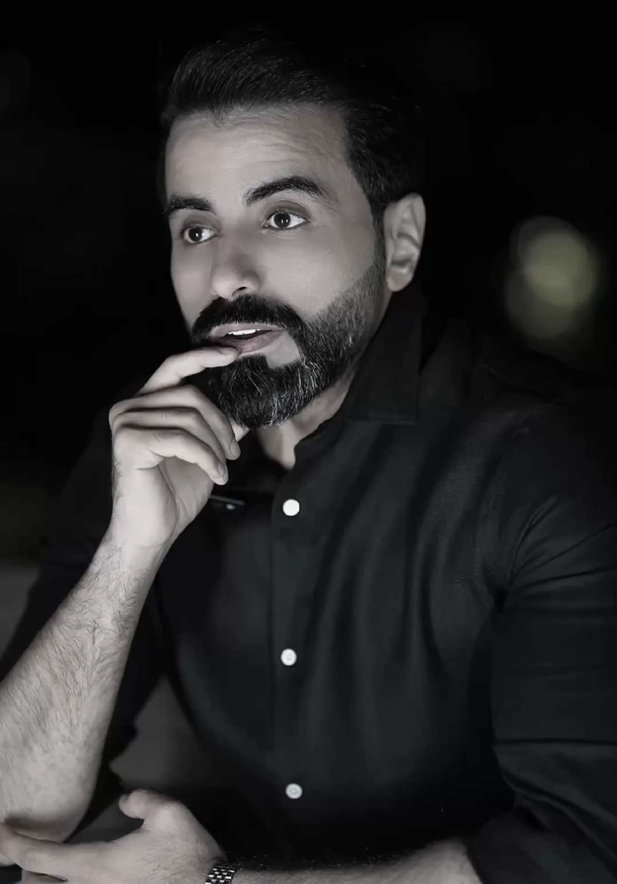 A post by @nasser_alwobair on TikTok caption: والله العظيم أني تناسيت كل شي إلا ( جروحك ) .. حسبي الله عليها ! #ناصر_الوبير  #fypシ゚  #tiktokviral 