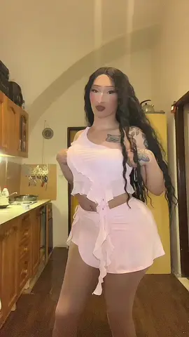 A post by @anitagroowe on TikTok caption: Ig anitagroowe #fyp #foryou #anitagroowe 