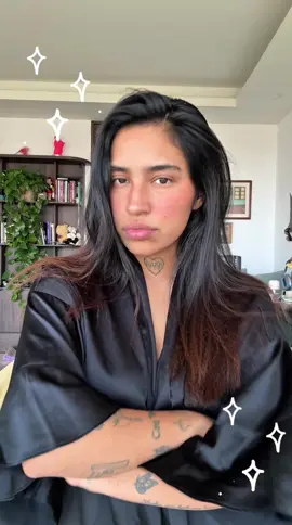 A post by @jimena.jimenezr on TikTok caption: Ser amiga de Kenia tiene sus ventajas… Por ejemplo: ¡puedo contarles cosas a los Keninis antes que nadie! 👀 ¿Sabían que si se graban haciendo el #PanteniniChallenge usando cualquier producto de Pantene Biotinamina B3 pueden participar para ganar un M&G con ella? ✨ 🎶 Crea un video usando la canción Quédate En Mi Cabeza 🧴 Muestra al menos un producto de la línea Pantene Biotinamina B3 📲 Súbelo a TikTok con los hashtags #PanteniniChallenge  #PanteneMexico y etiqueta a @Pantene Latinoamérica  Kenia y Pantene van a escoger a los ganadores!!!  ¿Vives fuera de Ciudad de Mexico? Pantene te lleva con TODO pagado desde cualquier lugar en Mexico.  ¡Así de fácil! ¿Van a participar o qué, Keninis? #Publicidad #QuedateEnMiCabeza #Panteninichallenge #PanteneMexico 