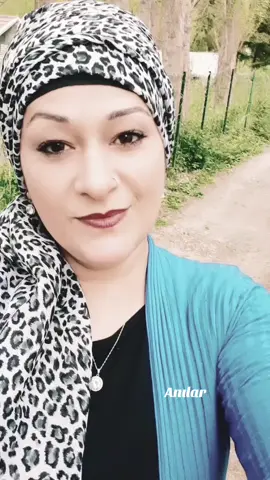 A post by @maral..songul on TikTok caption: #anılar #maral #🦋🦋🦋🦋🦋 #fransa #paris #aksaray #hollanda #almanya #sivas #maras #turkiyem #turkiye #ikigozum 