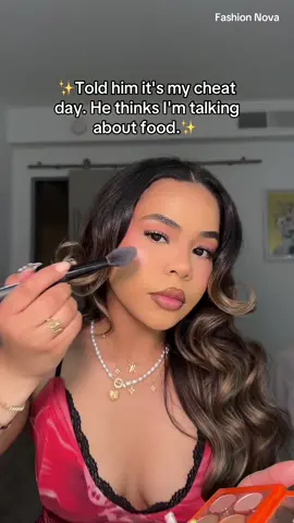 A post by @citygurlzup on TikTok caption: 🙂‍↔️🤫 🙂‍↔️ @Fashion Nova Sigma Beauty Rosy Eyeshadow Palette + Maven Basic Beat Eyeshadow Palette - Spotlight @Nova Beauty 