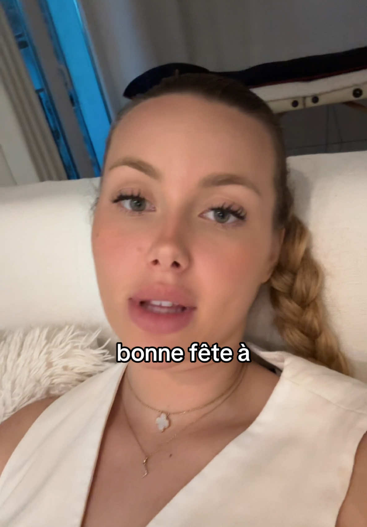 A post by @lindadrte on TikTok caption: Personne veut m’appeler mommy srx???? #fetedesmeres #déçuedeshommesencoreunefois 