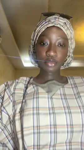 A post by @ndeyendigueulfall on TikTok caption: @BeLeL Hijaab 🧕🏽 @Ndém création 🩵🖤🩵🖤🩵🖤 @Le prince bayou goor🖤🤍 @KhamcheikhAdamaGueyedjotna ✪ @mourtalla séne khassida 