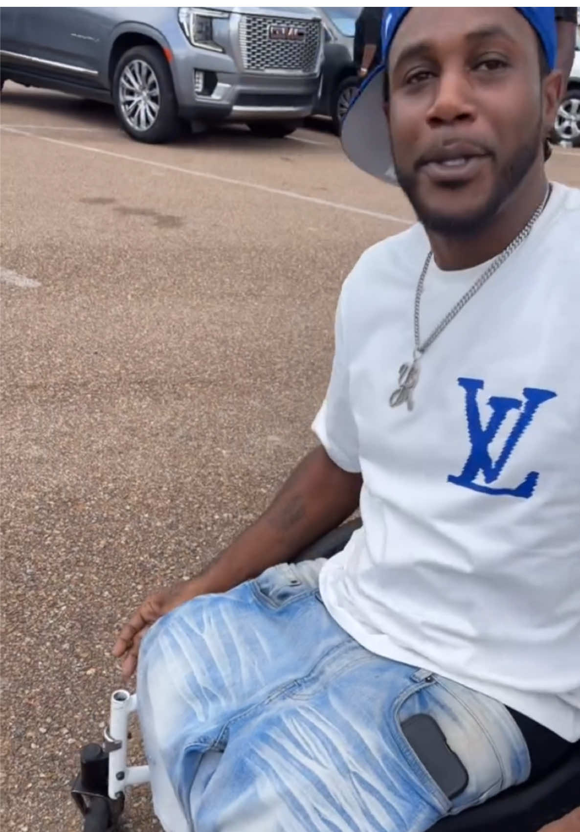 A post by @grove.hero7 on TikTok caption: #grovehero #foryou #fyp #Viral #trending #explorepage #contentcreator #tiktokgrowth #dailycontent #relatable #creative #comedy #tutorial #StoryTime #challenge #collab #blackcreators #viralvideos 