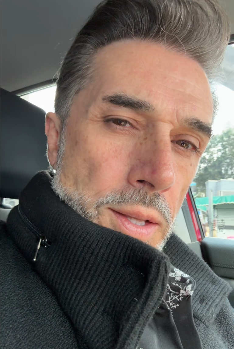 A post by @sergiomayerb_ on TikTok caption: De regreso con #VilmaPicapiedra 