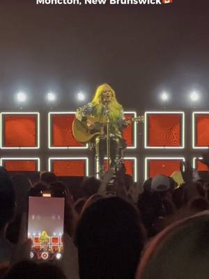 A post by @jake_mayos on TikTok caption: Finally nakapanood ng concert!🇨🇦😃🤟 2025 Greatest hits tour! #avrillavigne #pinoyincanada #tiktokcanada #newbrunswick 