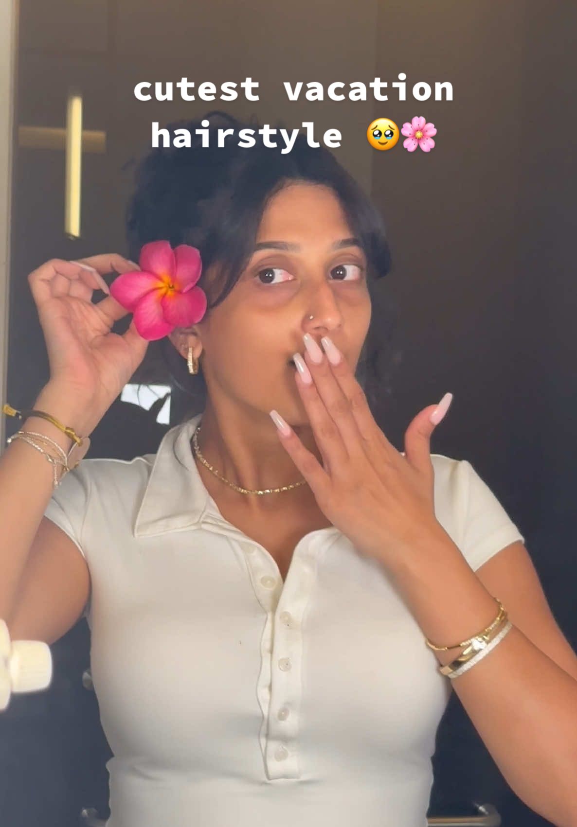 A post by @jawarshere on TikTok caption: Most perfect hair I’ve done for vacation!!!!!!! Finally learned how to do this cute messy updoooo 🥹🥹