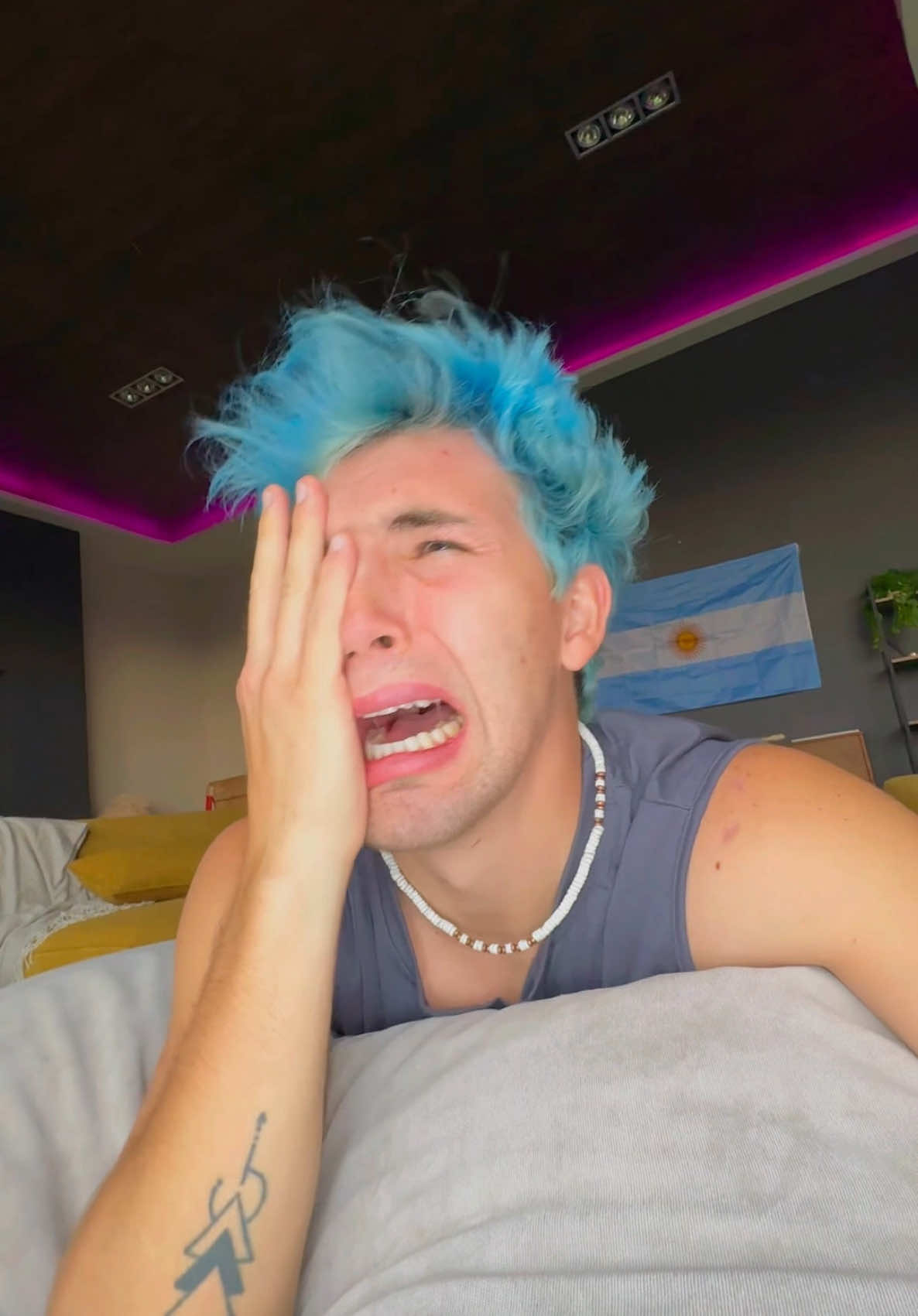 A post by @mariano_razo on TikTok caption: Ustedes qué opinan?😳