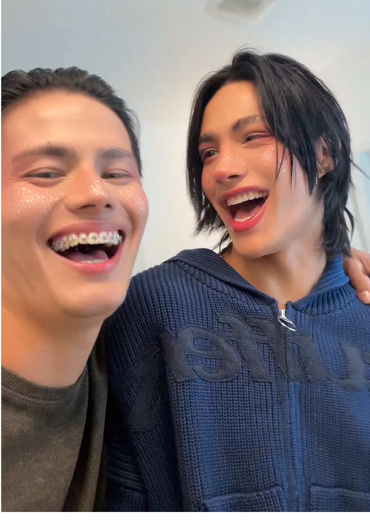 A post by @danielcuervo05 on TikTok caption: Te extraño Riley @Emanuel 🕷️ 