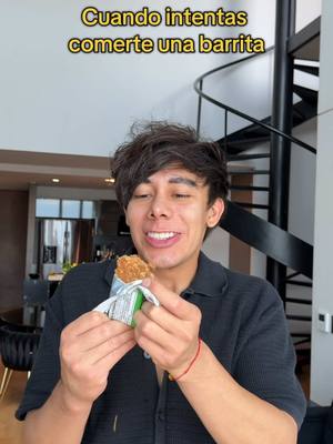 A post by @sonrixs_ on TikTok caption: ¿Tu te la comes toda? 😆 #Sonrixs 