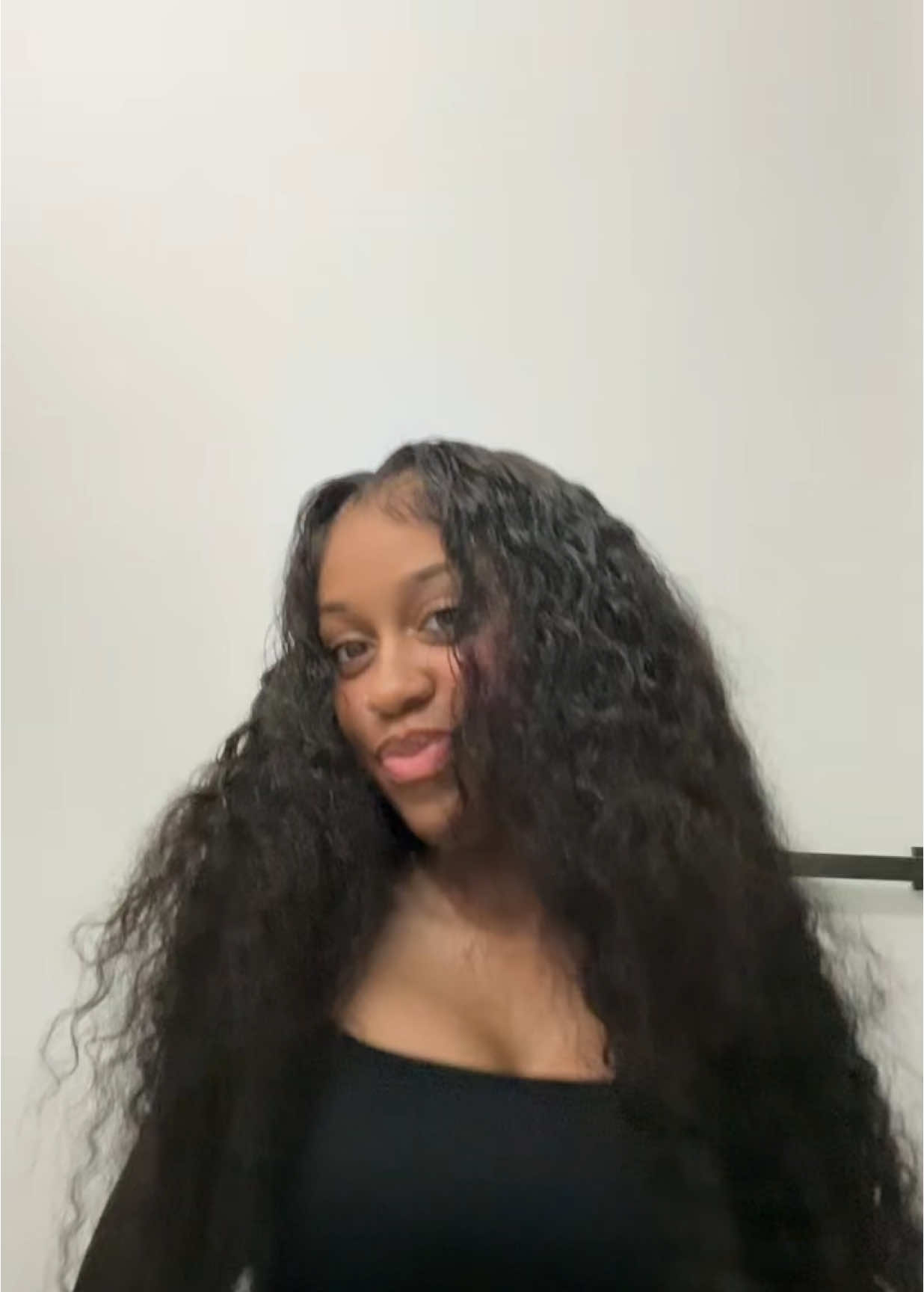 A post by @bigdejhha on TikTok caption: 🙈 #fyp #prett 