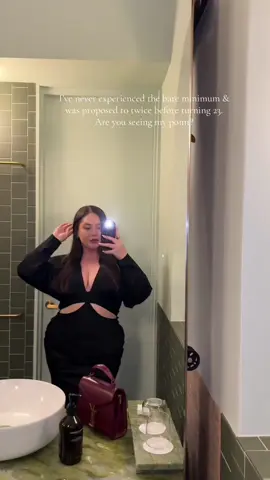 A post by @alissagriffiths on TikTok caption: Hadn’t even considered a man who didn’t worship me, I think that’s the secret boys & girls 💃