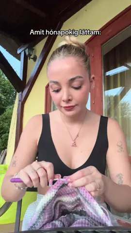 A post by @skibanoemi on TikTok caption: #hirdetes FELKERÜLTEK a weboldalra (aimee.hu) a horgolt rucik💕 Már megvásárolhatóak🥹 @AIMEE link a bioban!