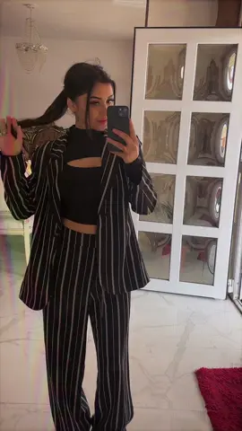 A post by @carmenofficyalll on TikTok
