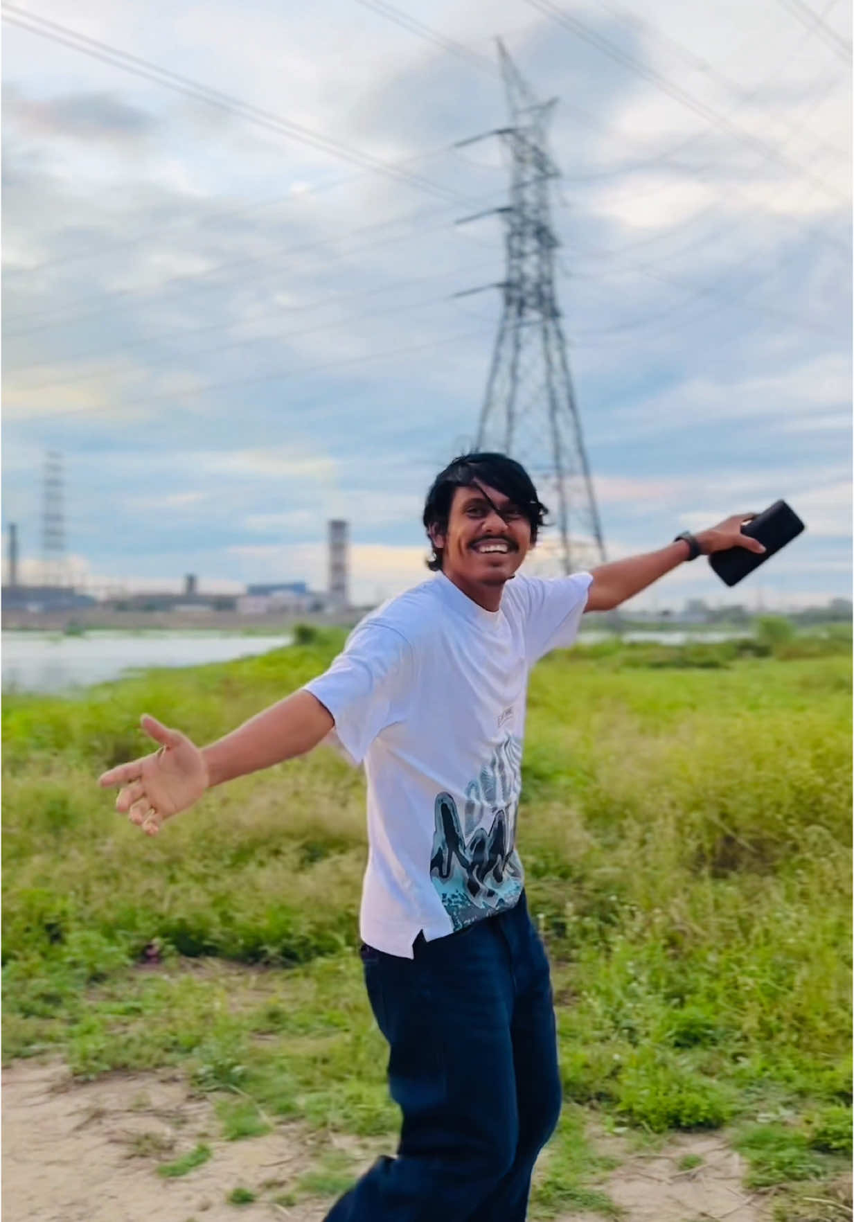 A post by @lx_sobuj_03 on TikTok caption: #lxsobuj03 