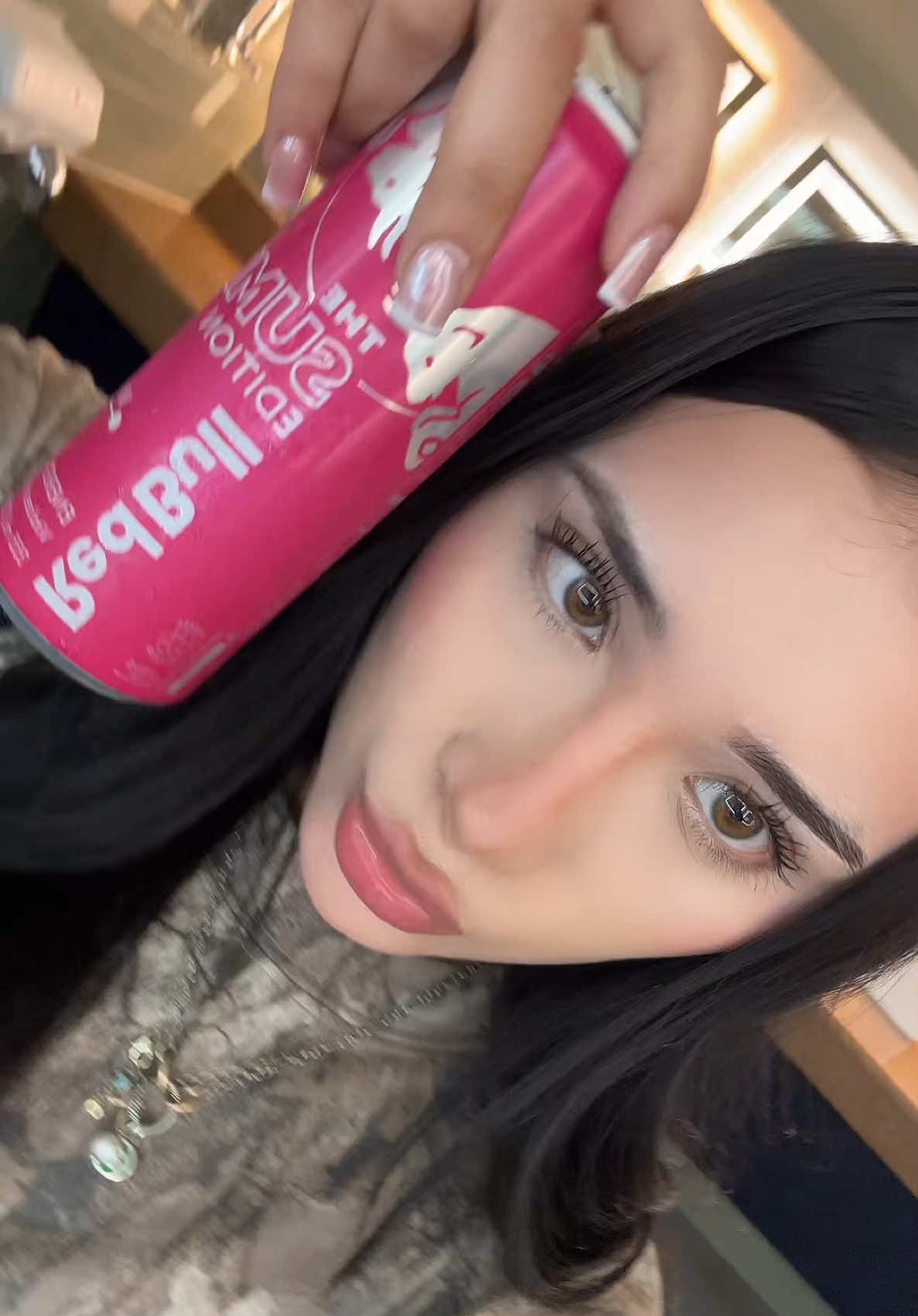 A post by @_adamarisaguirre on TikTok caption: I swear the white peach Red Bull has crack in it 😮‍💨 #fyp #trending #whitepeach #redbull 