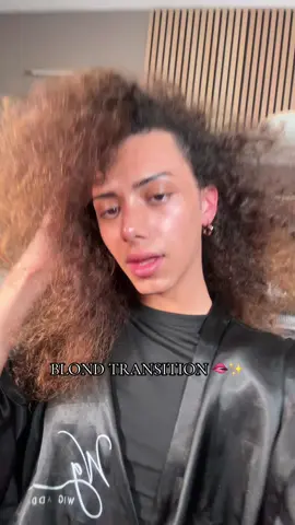 A post by @ainsynix on TikTok caption: sublimée par @Wig.addicte ✨ MA COIFFURE DE RÊVE !!! (son ig : wig.addicte) #fyp #wiginstall #hairtransformation | collaboration commerciale 