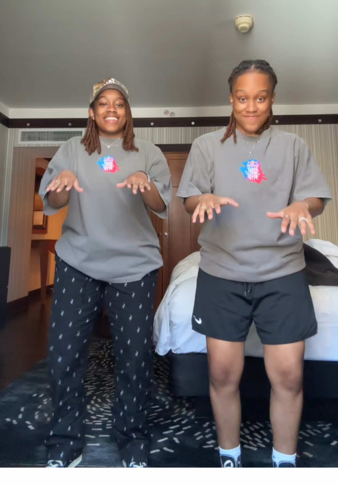 A post by @splashtwinz on TikTok caption: Mmmm mmmm 🔥🕺🏼 #foryou #twins #RedBullDanceYourStyle dc: @Eŵay♠️🕸️ 