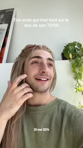A post by @zozoduval on TikTok caption: J’ai un tdah guys 😔 #cejourlà 
