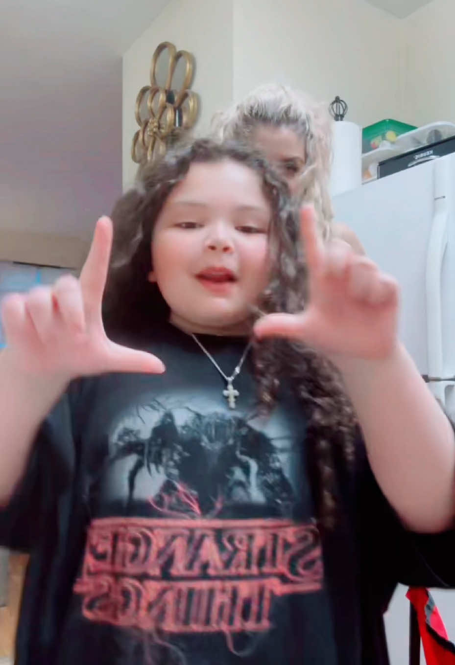 A post by @olyandliz on TikTok caption: #onthisday #viral #momanddaughter #fyp #fypシ 