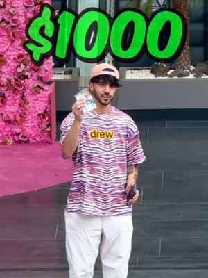A post by @fedevigevani on TikTok caption: Voy a regalar $1000 si me piden una foto