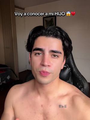 A post by @aaronmercury on TikTok caption: LES PRESENTO A MI HIJO 🥺♥️😱 adivinen su nombre 