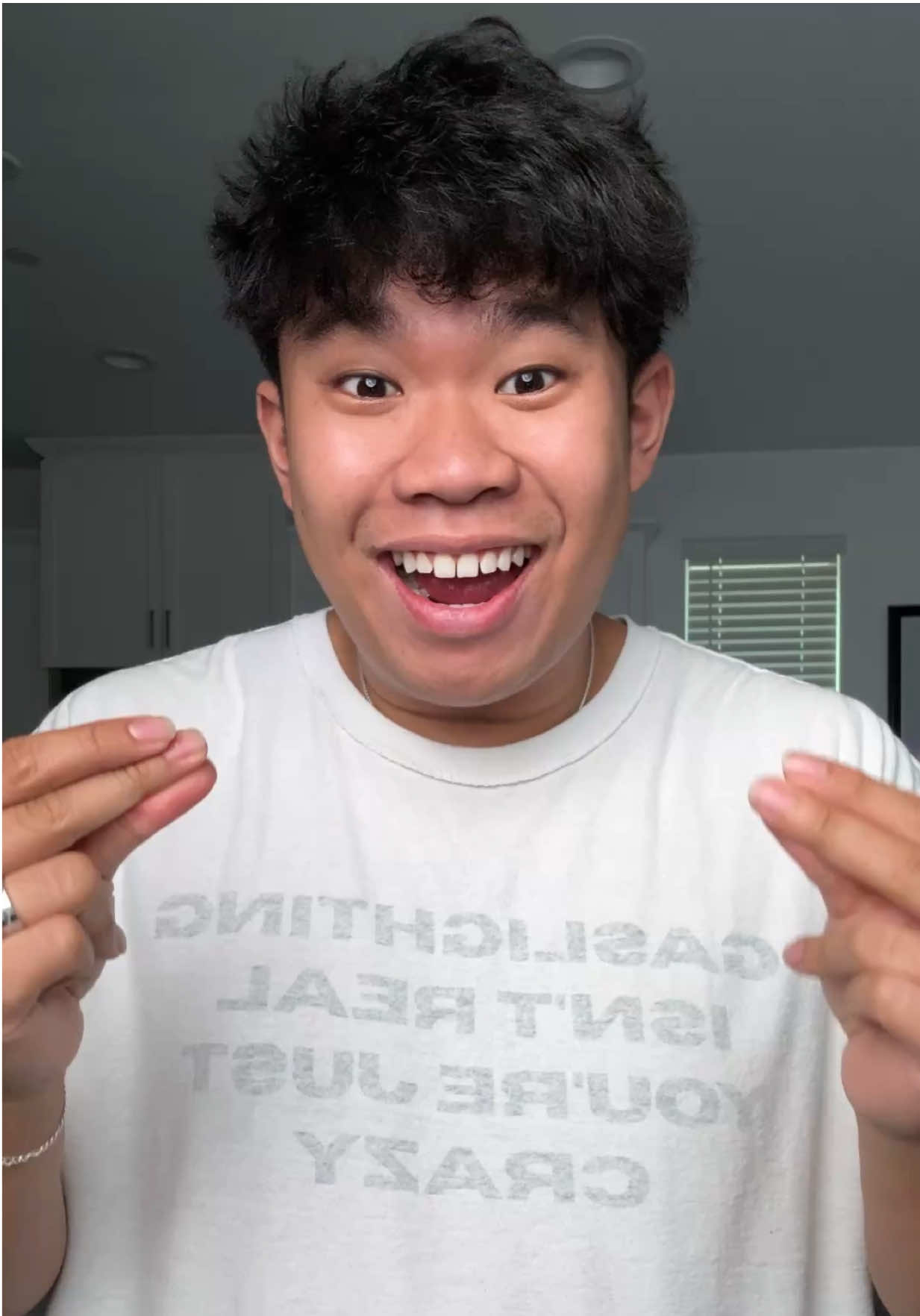 A post by @seandoesmagic on TikTok caption: Could you read it? 👀 VC: @TheMagicMatt 