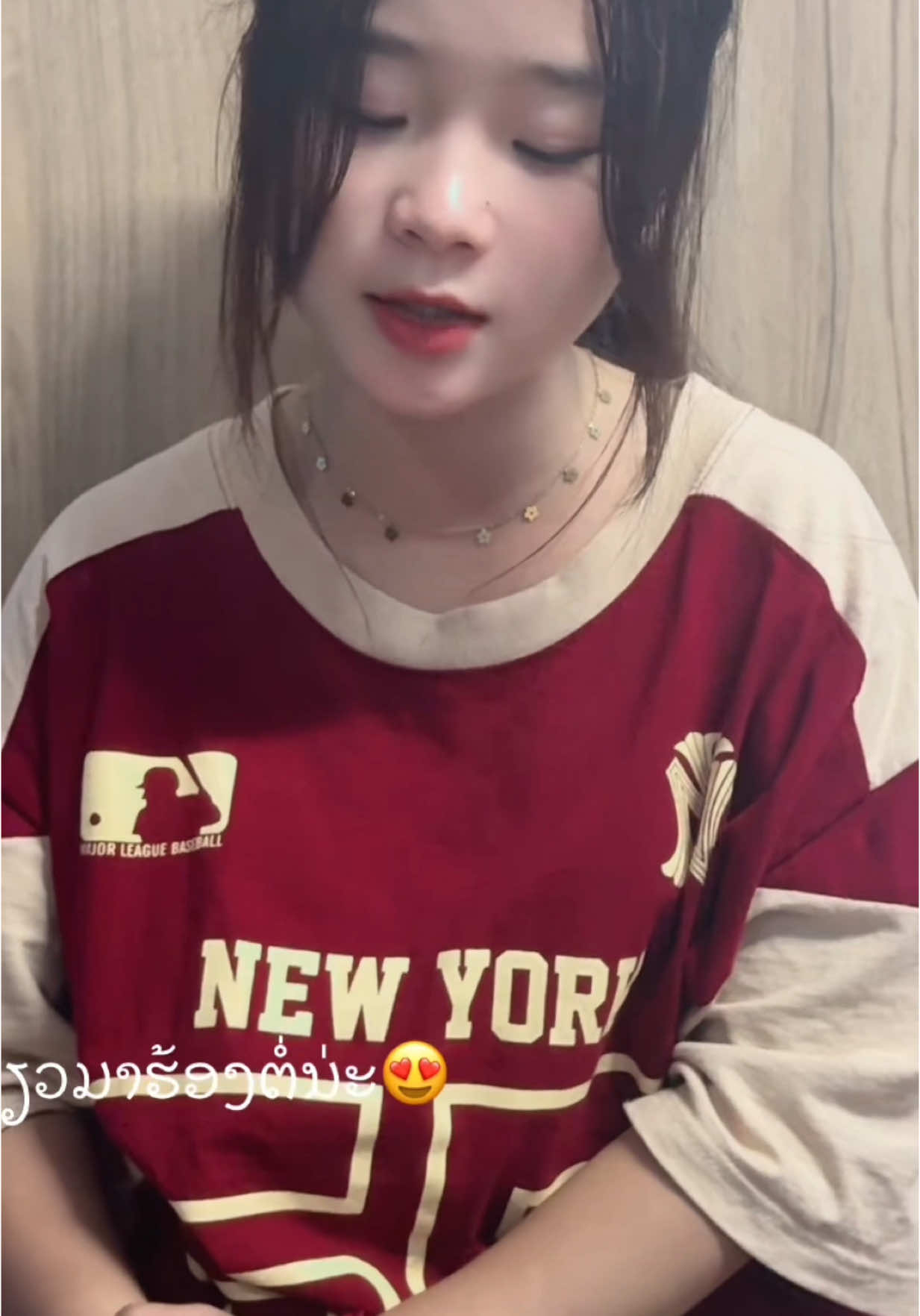 A post by @pajntsais97 on TikTok caption: #pajntsais #เทรนด์วันนี้ #hmooblaos🇱🇦🇱🇦 #hmoobtiktok 