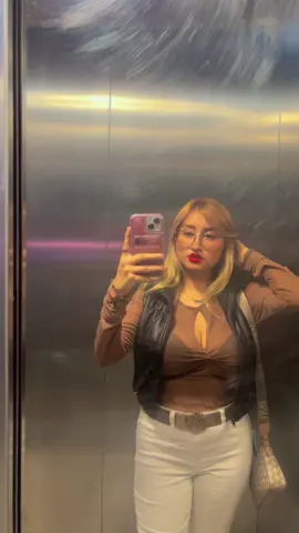 A post by @cam2blea_ on TikTok caption: 🙂‍↔️🙂‍↔️#fyp #cam2blea #parati #xyzcba #viral #mx #com 