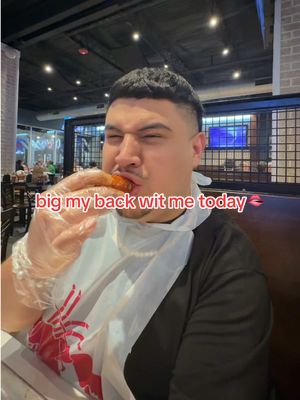 A post by @notandierhoe on TikTok caption: happy memorial day😍😍😍