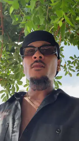 A post by @krisxian on TikTok caption: hi :) #mlm 