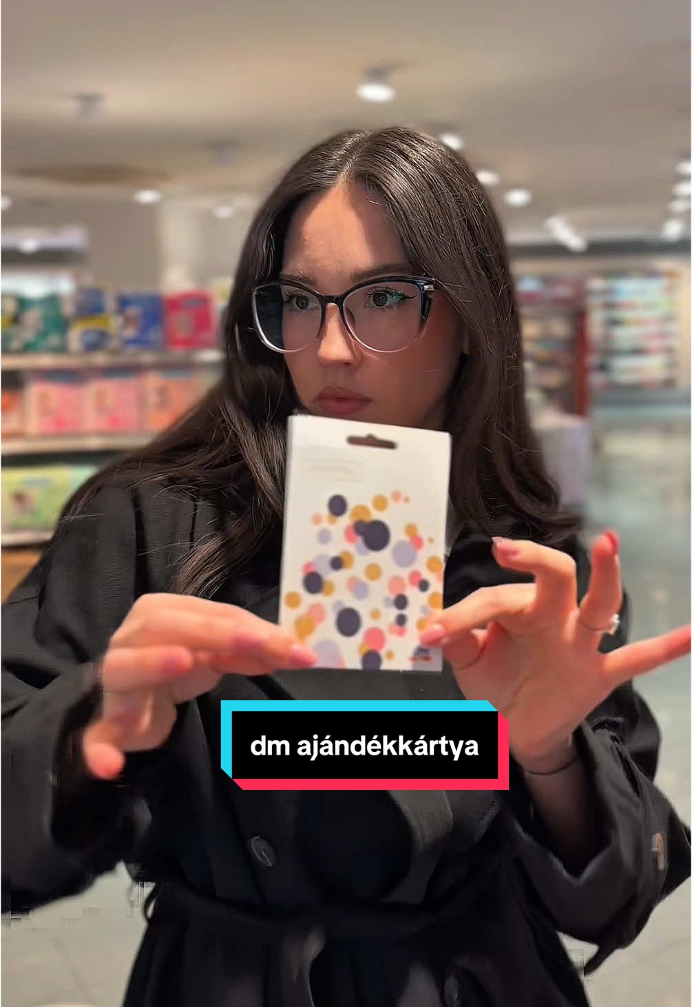 A post by @petrikcsenge on TikTok caption: #reklám Ha kapnátok egy dm ajándékkártyát egy szerettetektől, mire költenétek? Van bármi, amire másképp sajnálnátok kiadni a pénzt? Mi az az összeg, amivel feltöltenétek valaki utalványát? #dm #dmmagyarorszag #dmajándékkártya #nekedbe #foryouba #petrikcsenge @dm_magyarorszag 