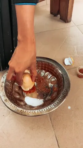 A post by @lameteick21officiel on TikTok caption: La vie en résumé … on nous a dit école donne l’argent et bon mari djaaaaaaa c’était dohiiiiiiii 