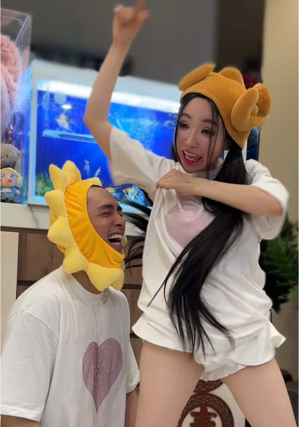 A post by @vienvibi_899 on TikTok caption: Các cháu ơi :))))