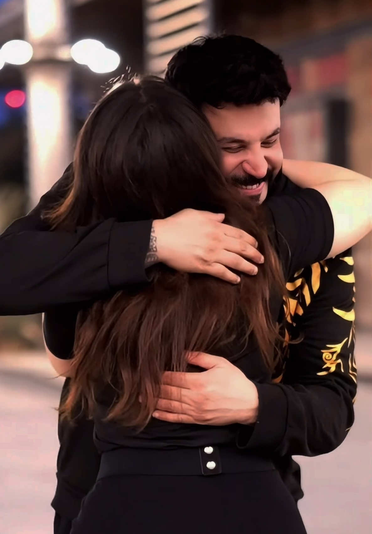 A post by @sunny_kalra55 on TikTok caption: Whats my fault? #cute #epic #strange #shoking #love #surprise #story #couplegoals @aramseofficial VC : @Sheymon (Sheymanoo) 