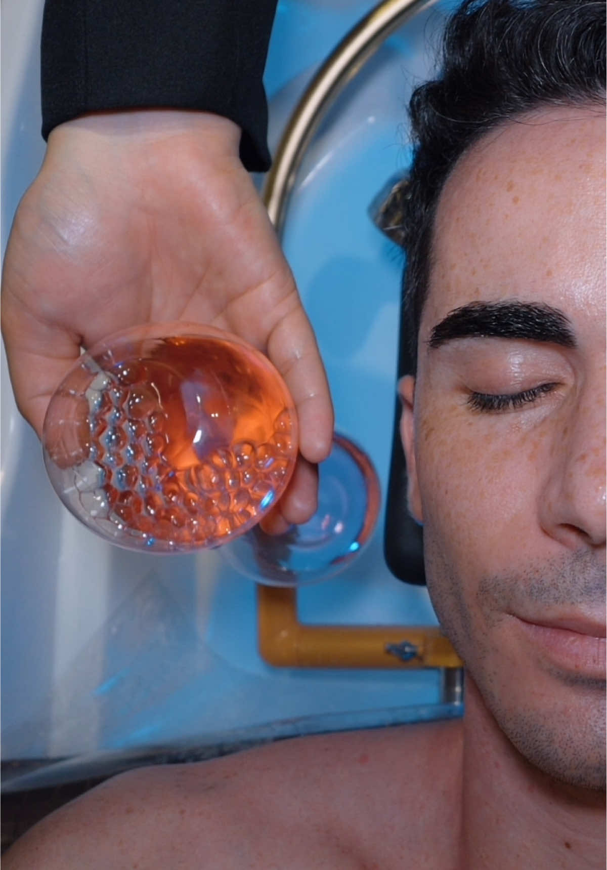 A post by @alexfabbasmr on TikTok caption: ASMR: Relaxing Sleep Salon Head Water Massage 💆🏻‍♂️  🎥Watch the full video on my YouTube channel! 📍Lek Massage Bangkok @Lekmassagebangkok in Bangkok Thailand 🇹🇭  ⭐️ Follow for more content like this! #asmr #asmrmassage #asmrsleep #asmrnotalking #headmassage #headspa #sleepsalonasmr