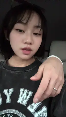 A post by @marysengmunmai1 on TikTok caption: 🤭@우이커플 #marysengmunmai #우이커플 @Marysengmummai 