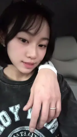A post by @marysengmunmai1 on TikTok caption: 💕@우이커플 #우이커플 @Marysengmummai #marysengmunmai 