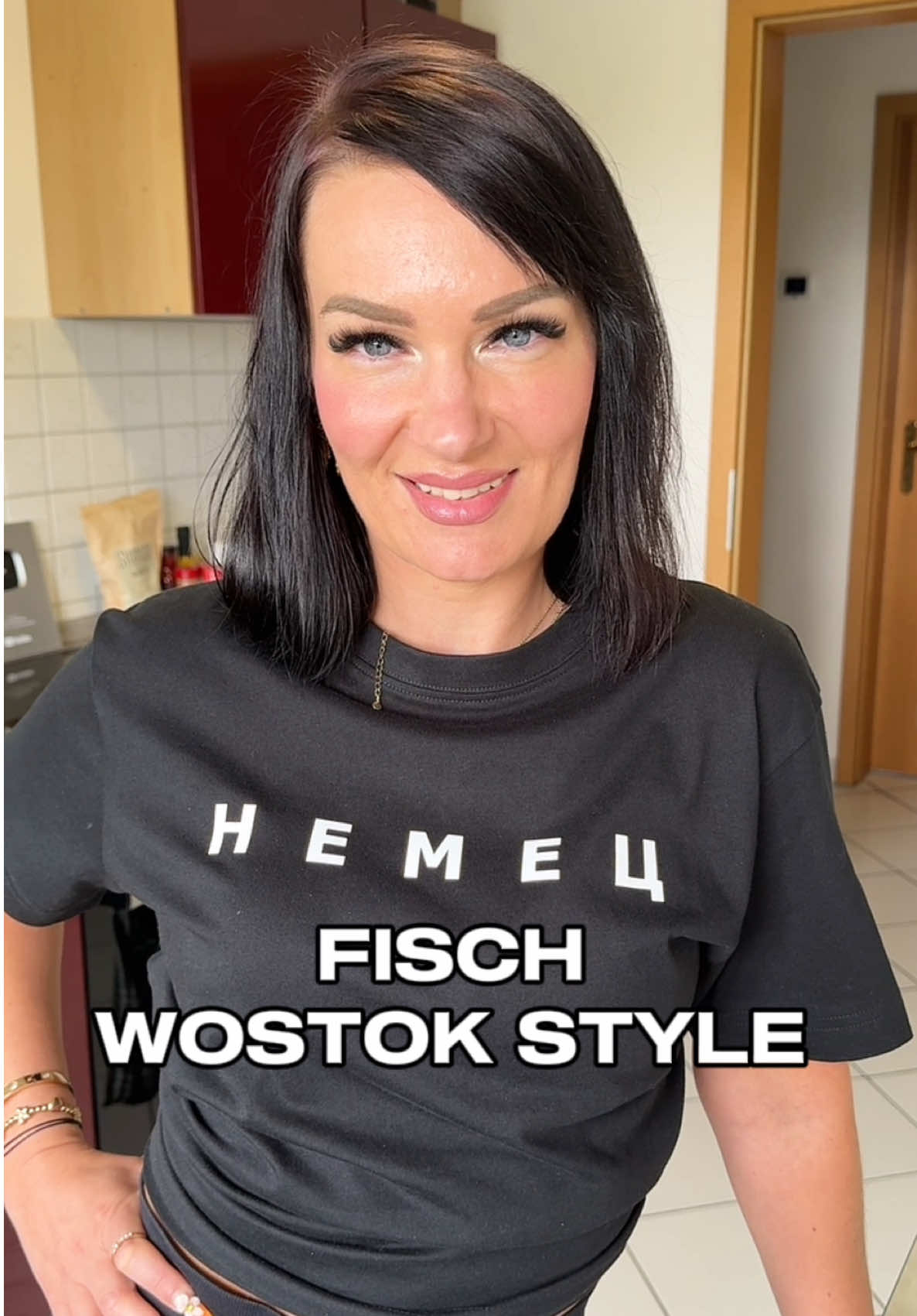 A post by @wostok_style on TikTok caption: Fisch Wostok Style 🐟 👌🏼👨🏻 Forelle aus dem Backofen Anzeige @Fishing-King 