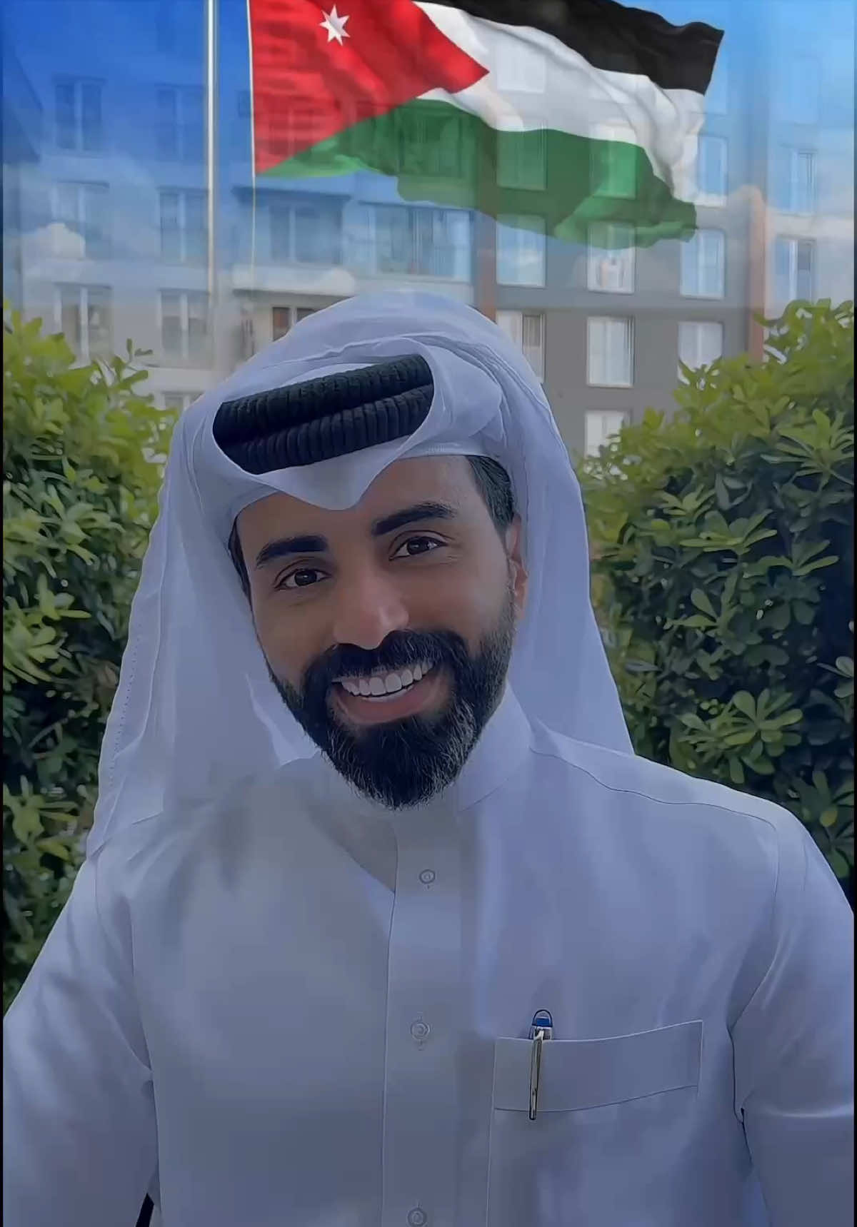 A post by @nasser_alwobair on TikTok caption: الجمهور الأردني الرائع 🇯🇴❤️ يشرفني حضوركم أمسيتي الشعرية يوم الثلاثاء القادم في تاريخ 3/6/2025 في الجامعة الاردنية في مسرح الحسن بن طلال في تمام الساعة 12 ظهراً .. حضوركم شرف وسعادة لي ..  محبتي الدائمة لكم 🇯🇴❤️ #ناصر_الوبير  #tiktokviral  #الاردن 